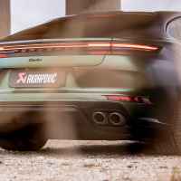 Akrapovic Slip-On Line (Titanium) Porsche Panamera 976-RT5YP.jpeg