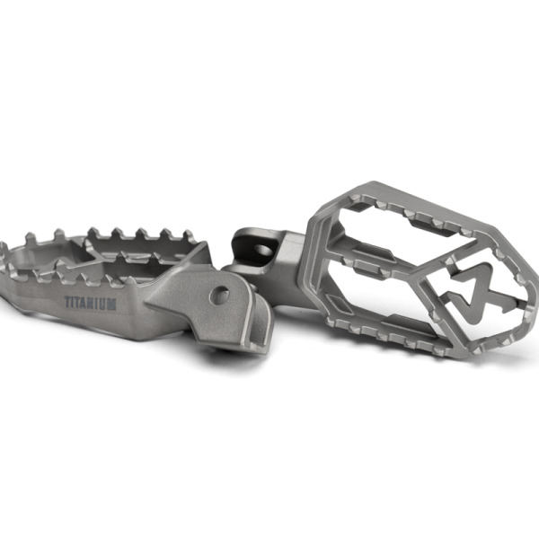 Akrapovic Adventure Footpeg Set (Titanium)-cDj6d.png